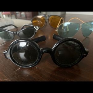 Batch of vintage sunglasses